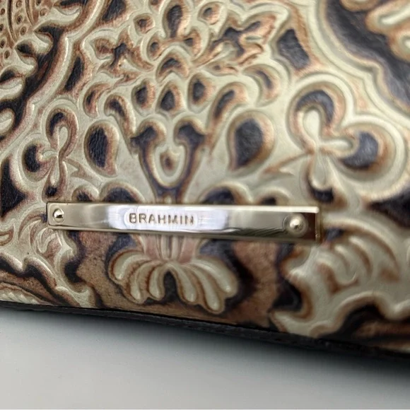 ❌SOLD❌Brahmin Duxbury Gold Bel Canto Satchel - Picture 5 of 14